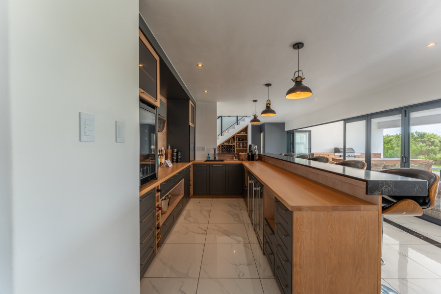 4 Bedroom Property for Sale in St Francis Links Eastern Cape